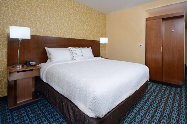 Fairfield Inn & Suites by Marriott Raleigh Capital Blvd./I-540 image 10